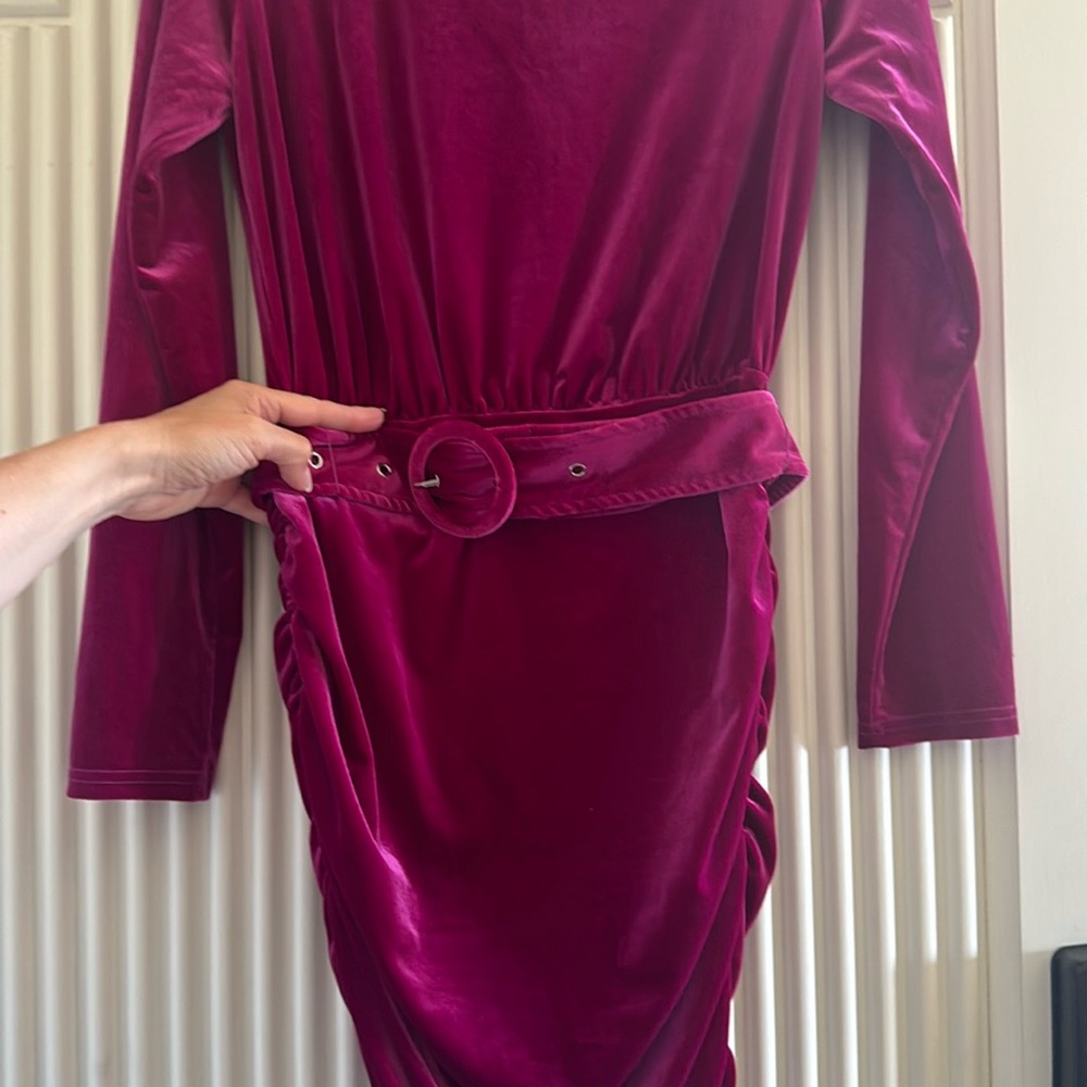 Velvet mini dress with ruched sides and belt